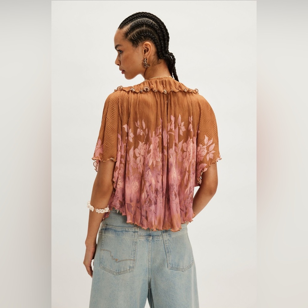 Free People Rust and Blush Floral Pleated V-Neck Top - Picture 2 of 8